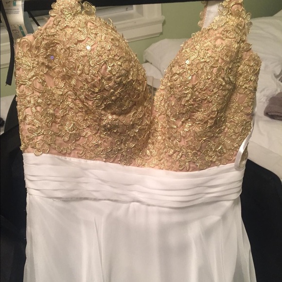 Prom/Grad Dress - Picture 3 of 3